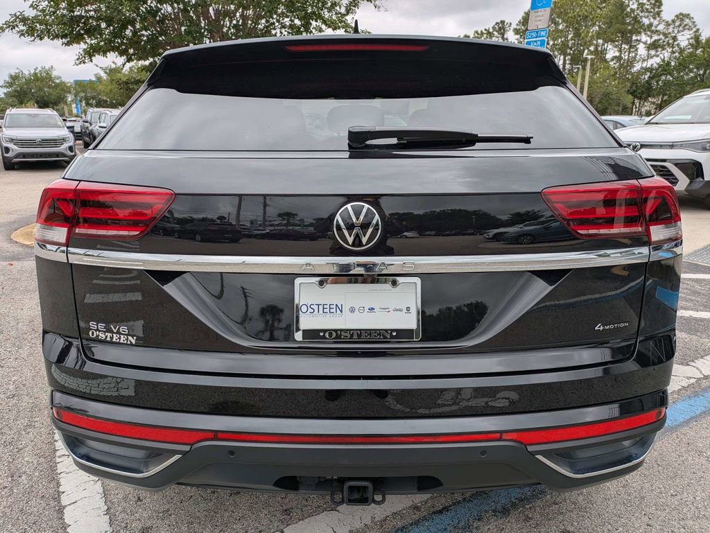 Certified 2023 Volkswagen Atlas Cross Sport SE AWD/4WD image 5
