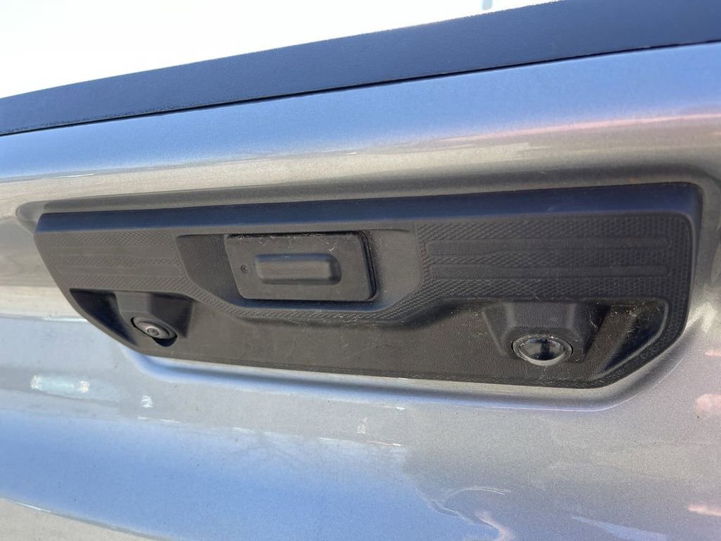 Used 2024 Chevrolet Silverado 1500 Custom w/ Turbomax Blackout Package image 8