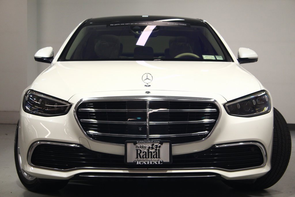 Used 2022 Mercedes-Benz S 500 4MATIC image 3