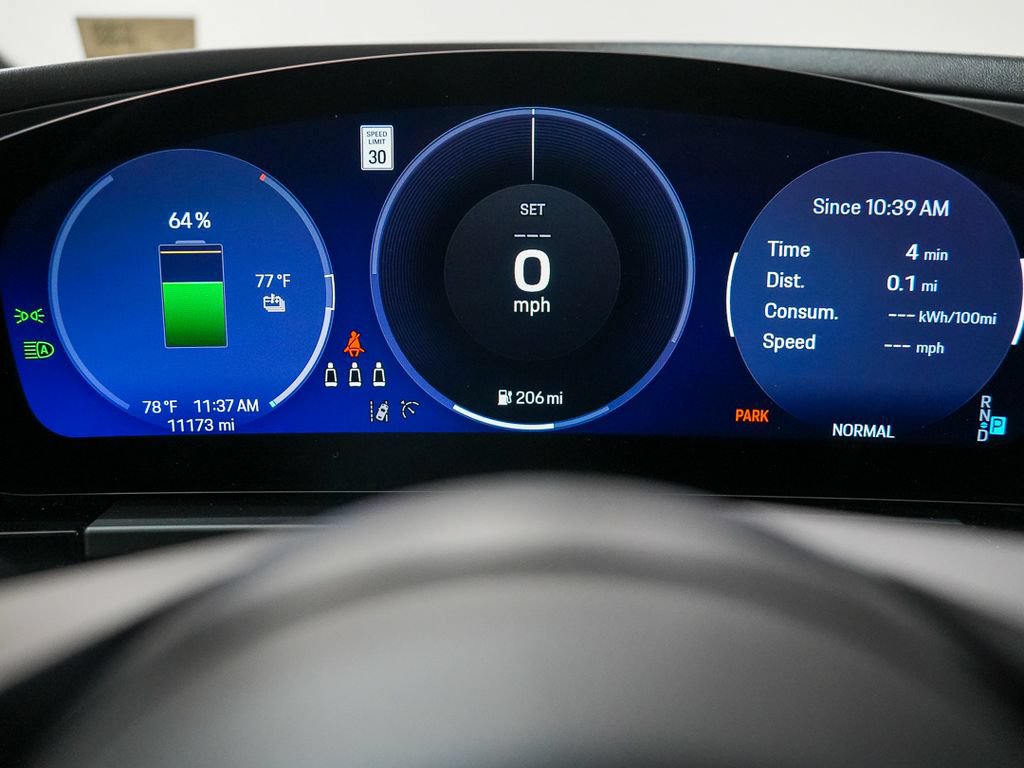 Certified 2024 Porsche Macan 4 Electric AWD/4WD image 15