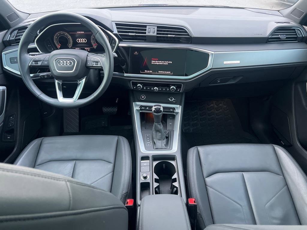 Used 2023 Audi Q3 2.0T Premium Plus w/ Premium Plus Package image 18