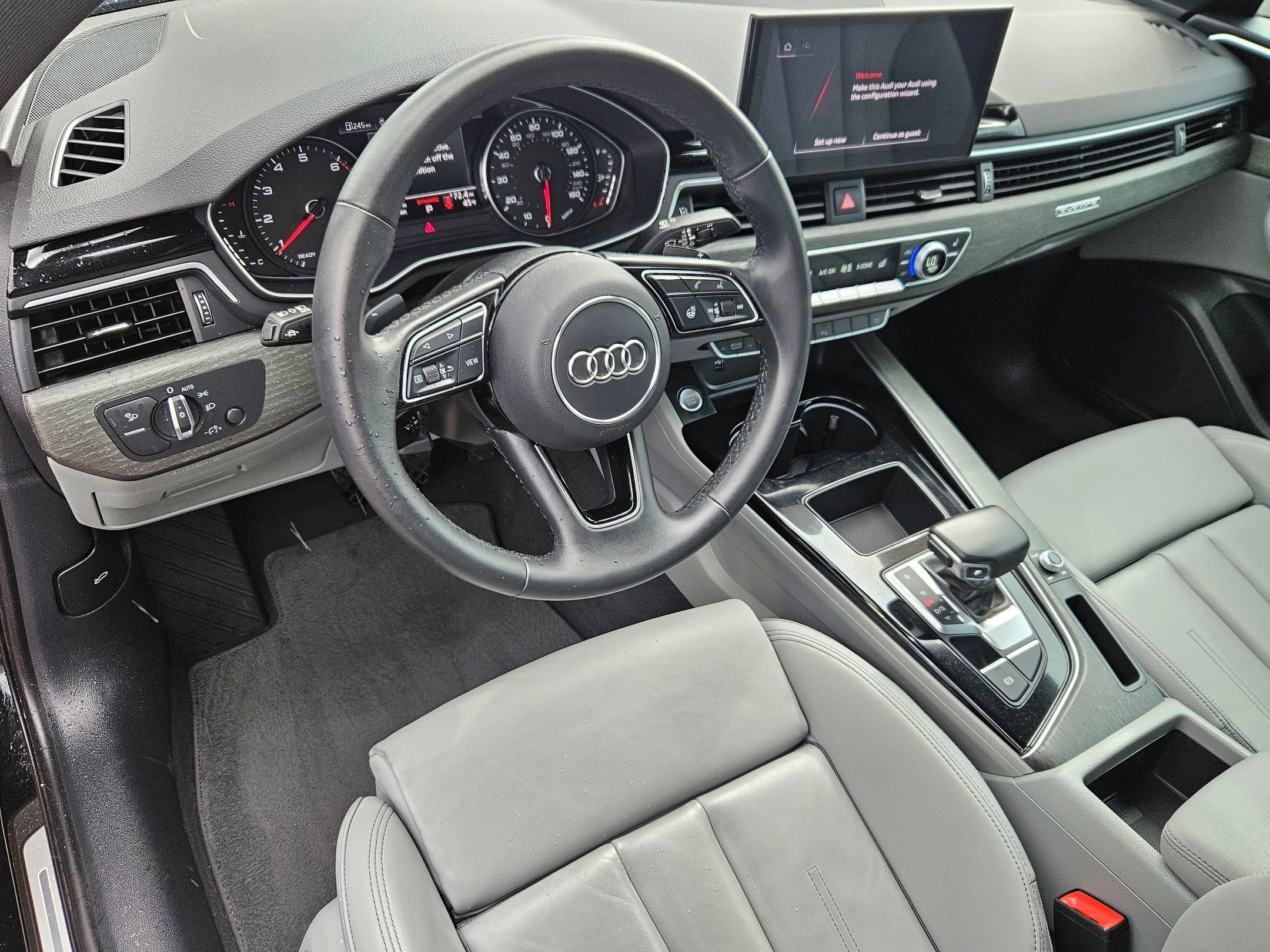 Used 2023 Audi A4 2.0T Premium w/ Convenience Package image 11