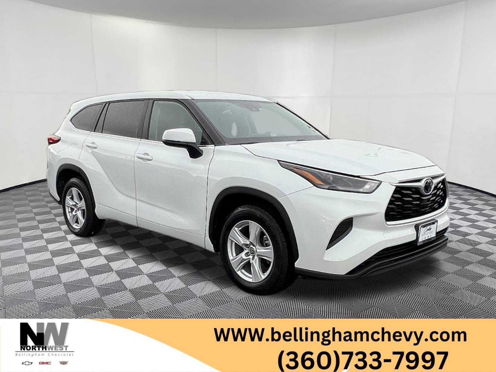 Used 2022 Toyota Highlander L image 1