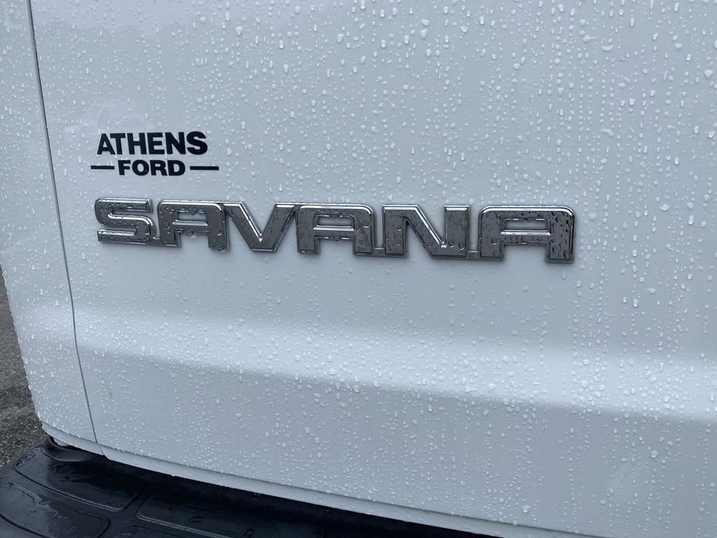 Used 2025 GMC Savana 2500 w/ Driver Convenience Package RWD image 5