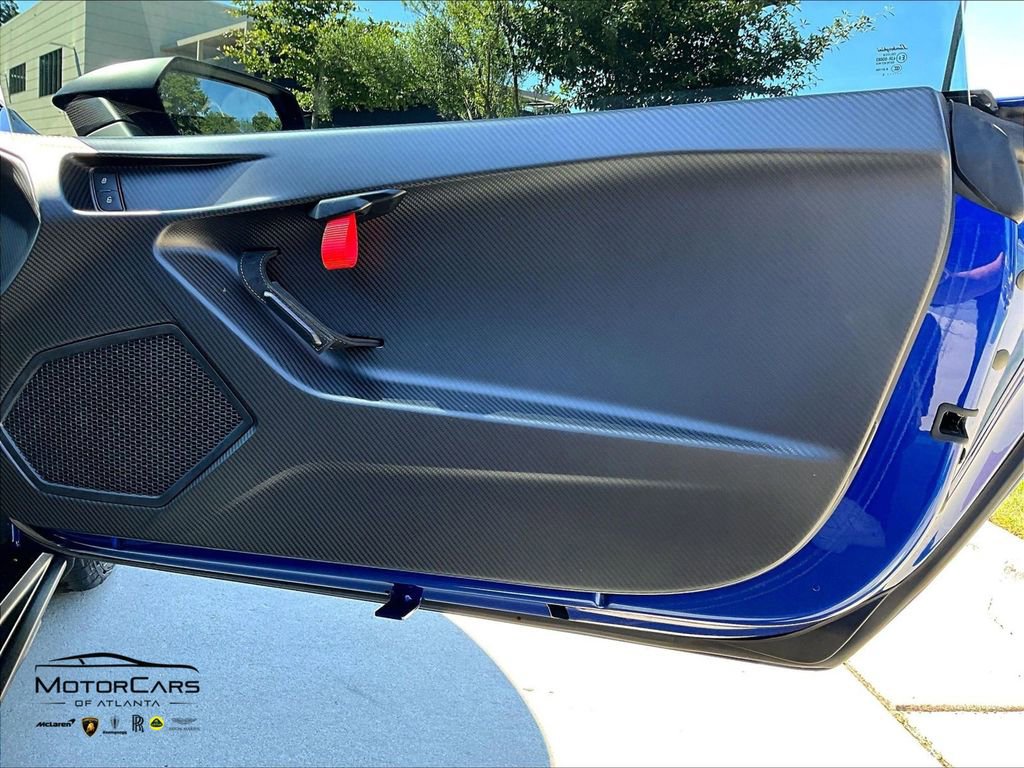 Used 2024 Lamborghini Huracan Sterrato AWD/4WD image 19
