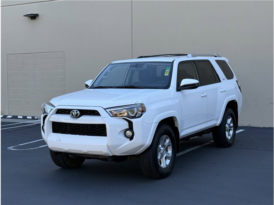 Used 2014 Toyota 4Runner SR5 AWD/4WD video 1