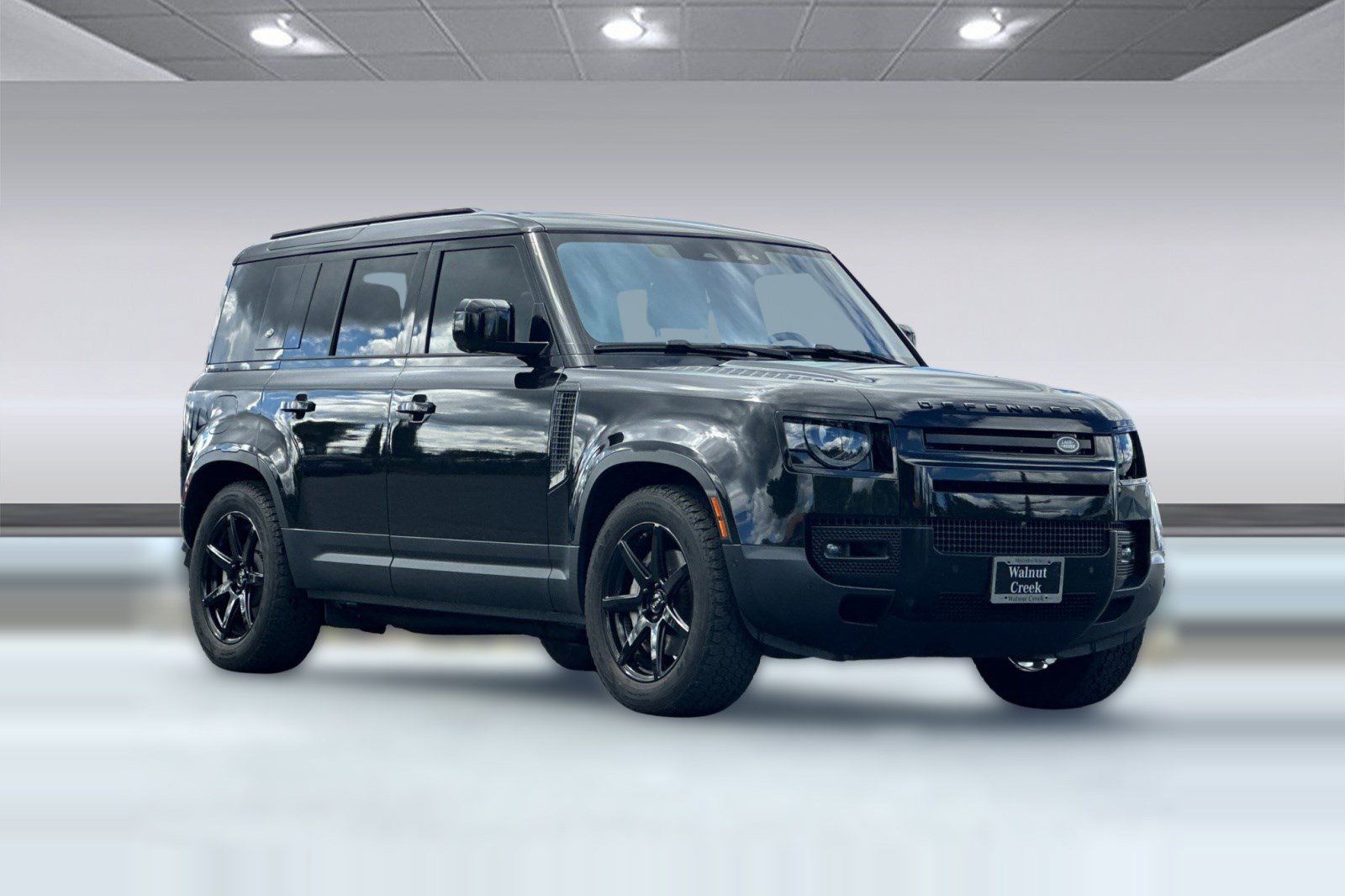 Used 2020 Land Rover Defender 110 SE image 6