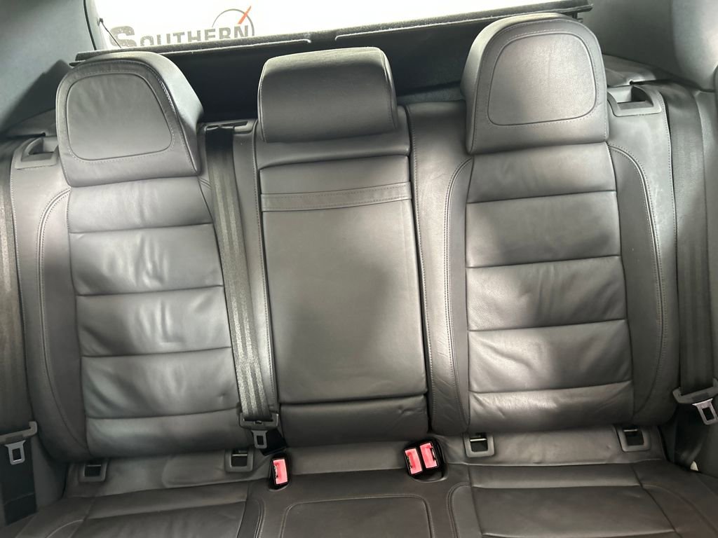 Used 2006 Volkswagen GTI 2.0T 2-Door image 15