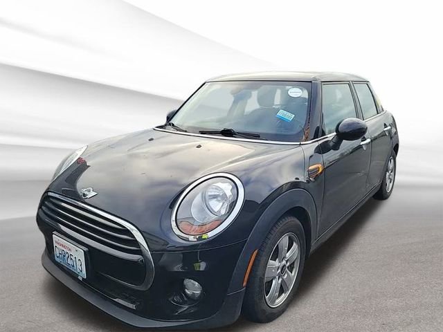 Used 2016 MINI Cooper 4-Door Hardtop image 25