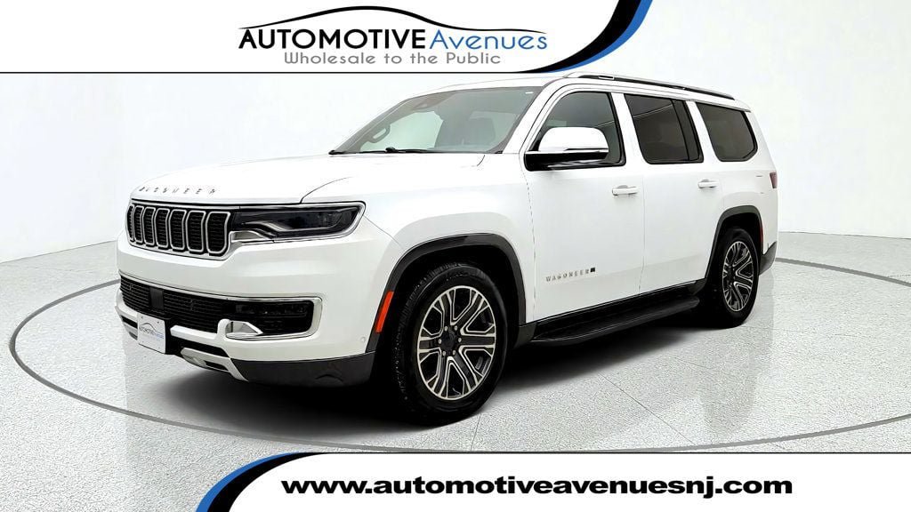 Used 2022 Jeep Wagoneer Series III AWD/4WD image 1