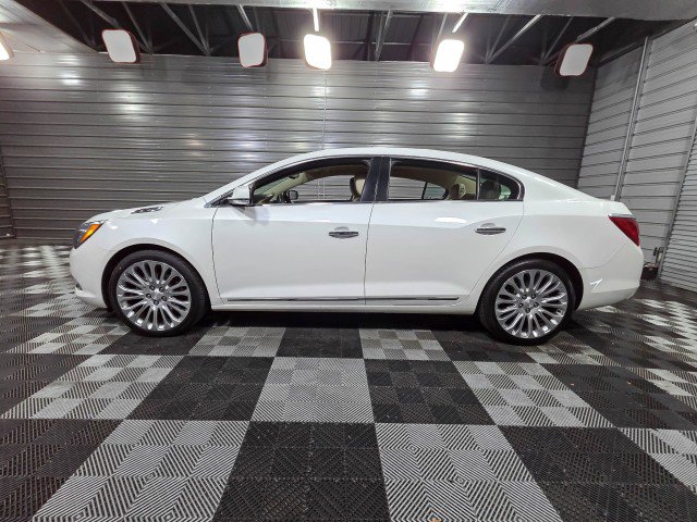 Used 2016 Buick LaCrosse Premium w/ Driver Confidence Package #1 FWD image 9