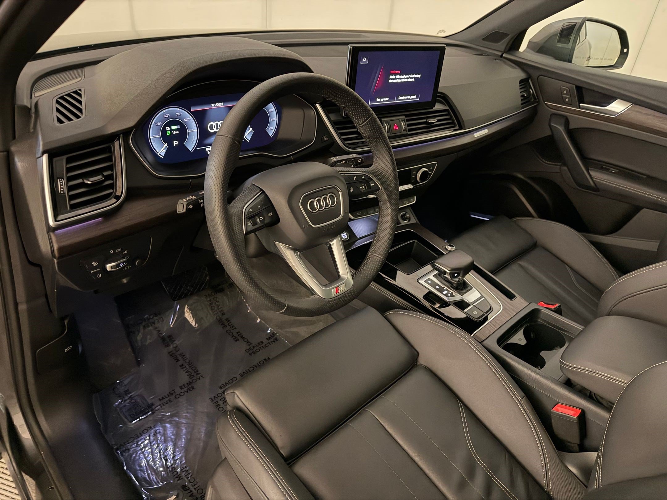 Certified 2025 Audi Q5 e Premium Plus w/ Premium Plus Package AWD/4WD image 4