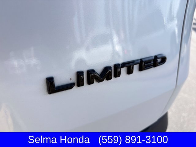 Used 2024 Toyota Grand Highlander AWD image 28
