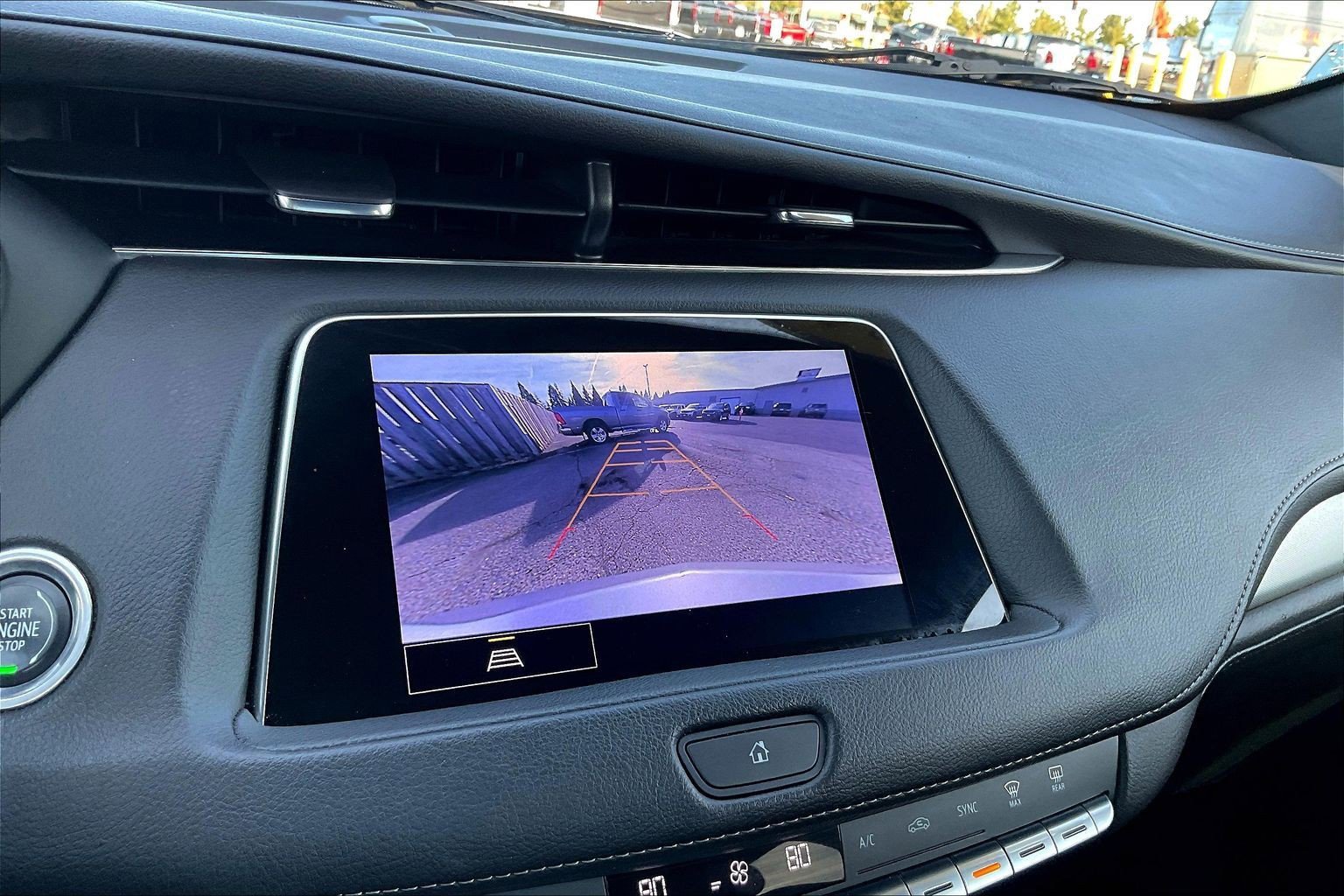 Used 2023 Cadillac XT4 Premium Luxury image 21