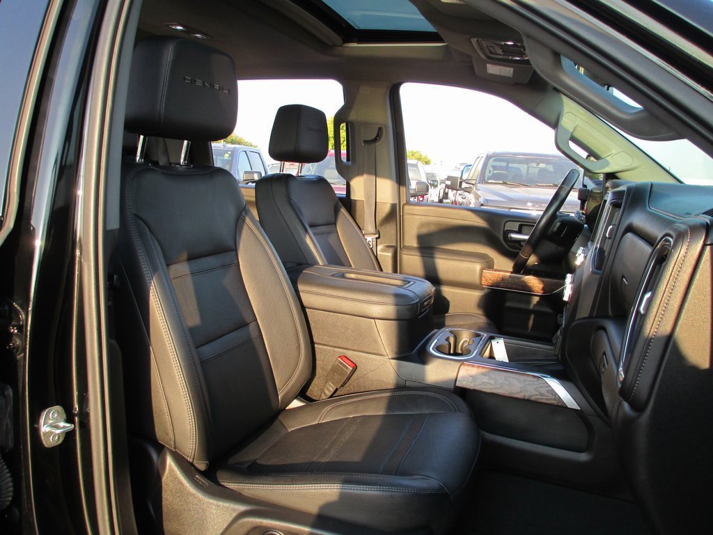 Certified 2022 GMC Sierra 3500 Denali image 24