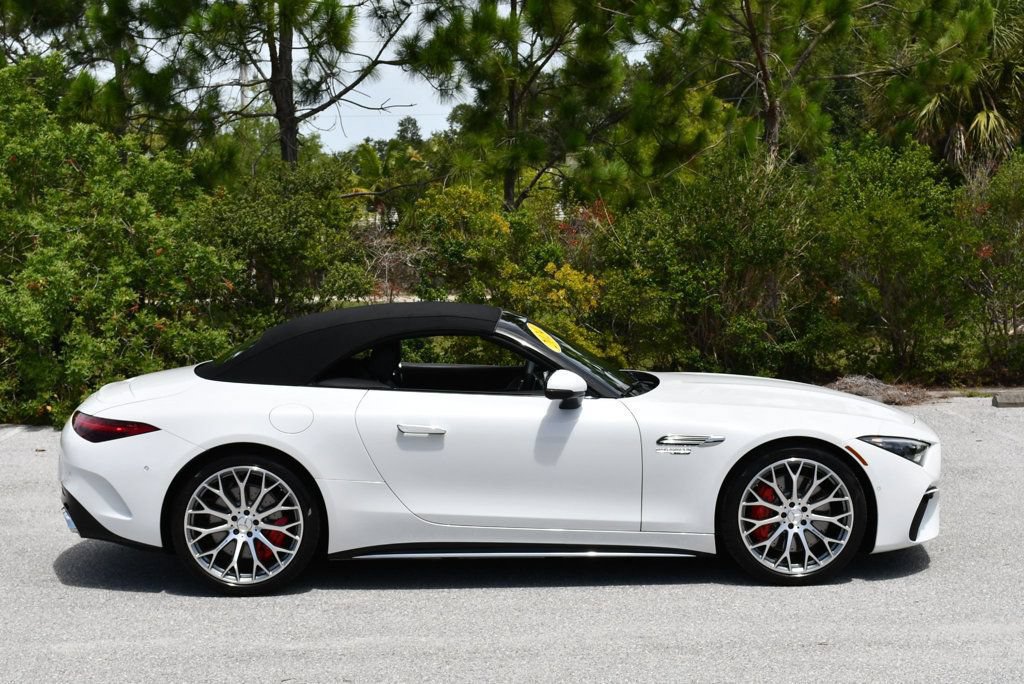 Used 2024 Mercedes-Benz SL 55 AMG 4MATIC image 52