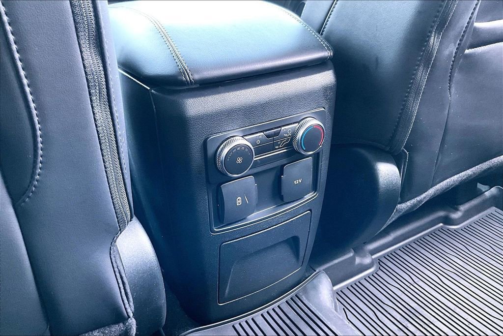 Certified 2022 Ford Explorer XLT w/ Equipment Group 202A image 34
