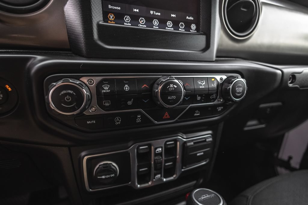 Used 2020 Jeep Gladiator Sport w/ Quick Order Package 24S AWD/4WD image 24