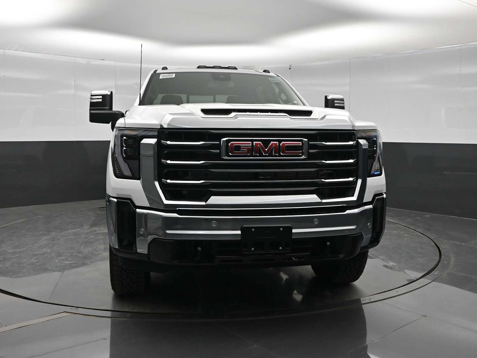 New 2026 GMC Sierra 2500 SLT w/ SLT Premium Package AWD/4WD image 2
