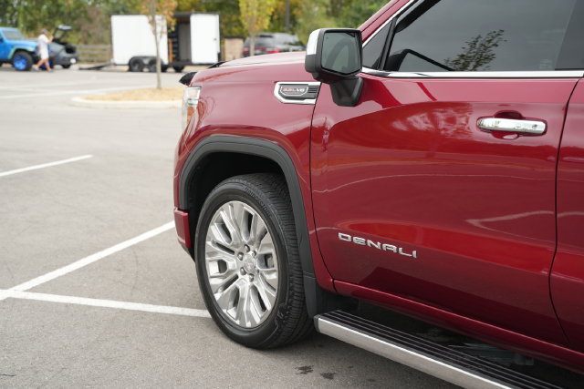 Used 2020 GMC Sierra 1500 Denali w/ Denali Ultimate Package AWD/4WD image 43
