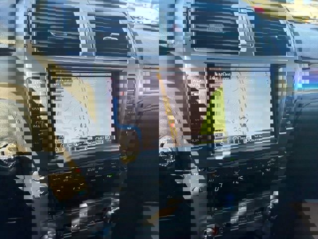 Used 2015 Lexus GX 460 image 20