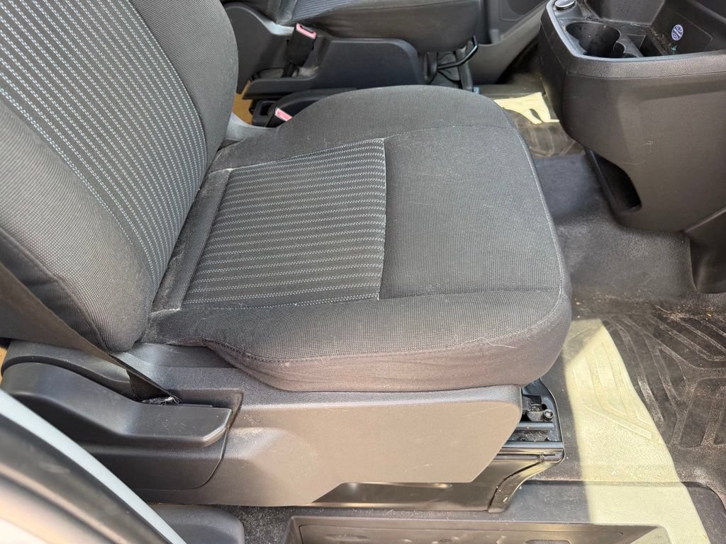 Used 2017 Ford Transit 250 130 Low Roof w/ Exterior Upgrade Package RWD image 16