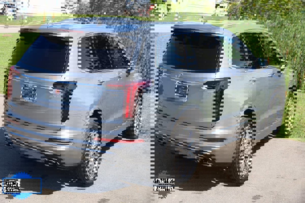 Used 2023 Cadillac XT6 Premium Luxury image 61