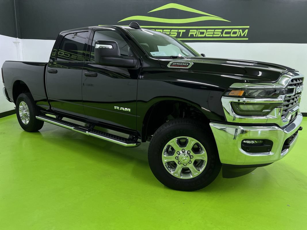 Used 2025 RAM 2500 Big Horn AWD/4WD image 1
