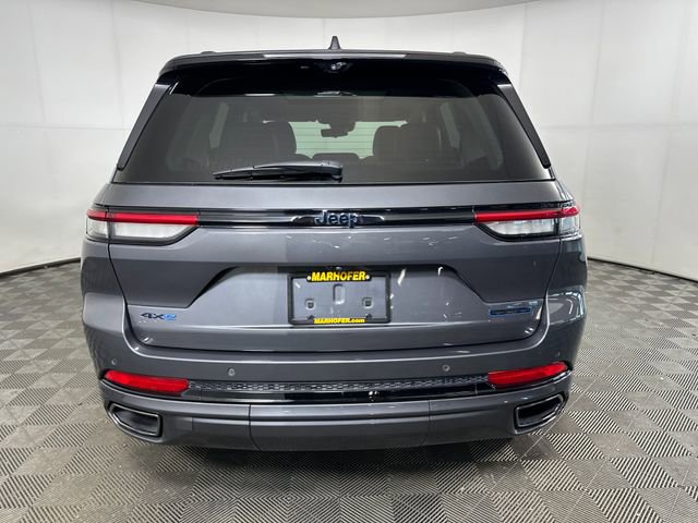 Used 2023 Jeep Grand Cherokee 30th Anniversary image 4