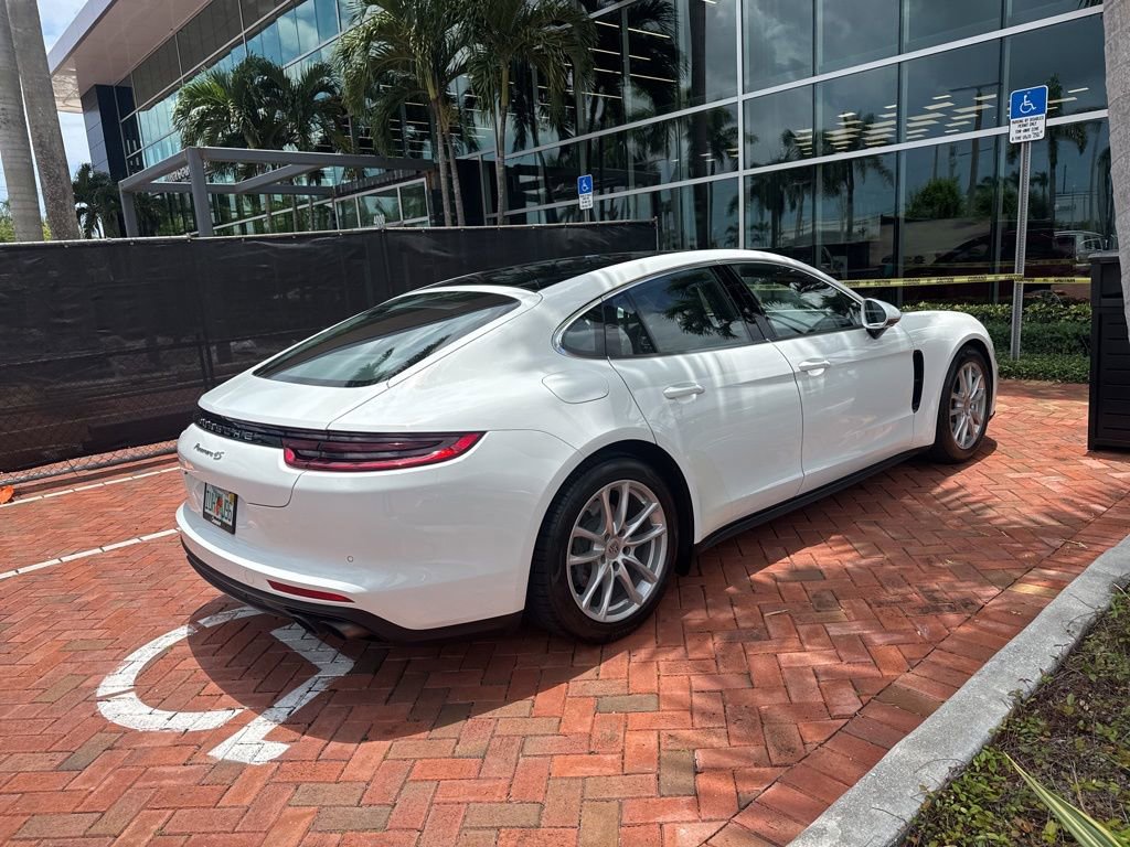 Used 2018 Porsche Panamera 4S AWD/4WD image 9