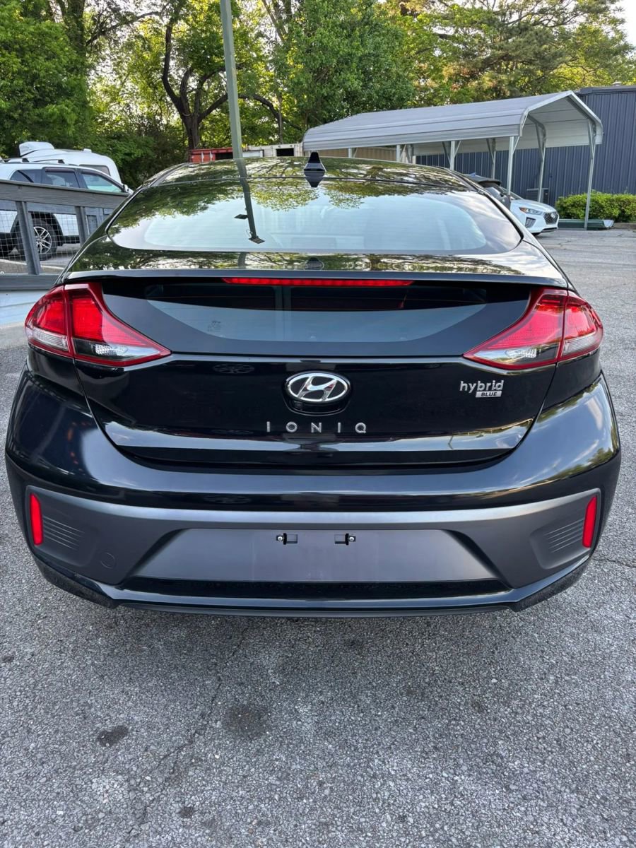 Used 2020 Hyundai Ioniq Blue FWD image 4
