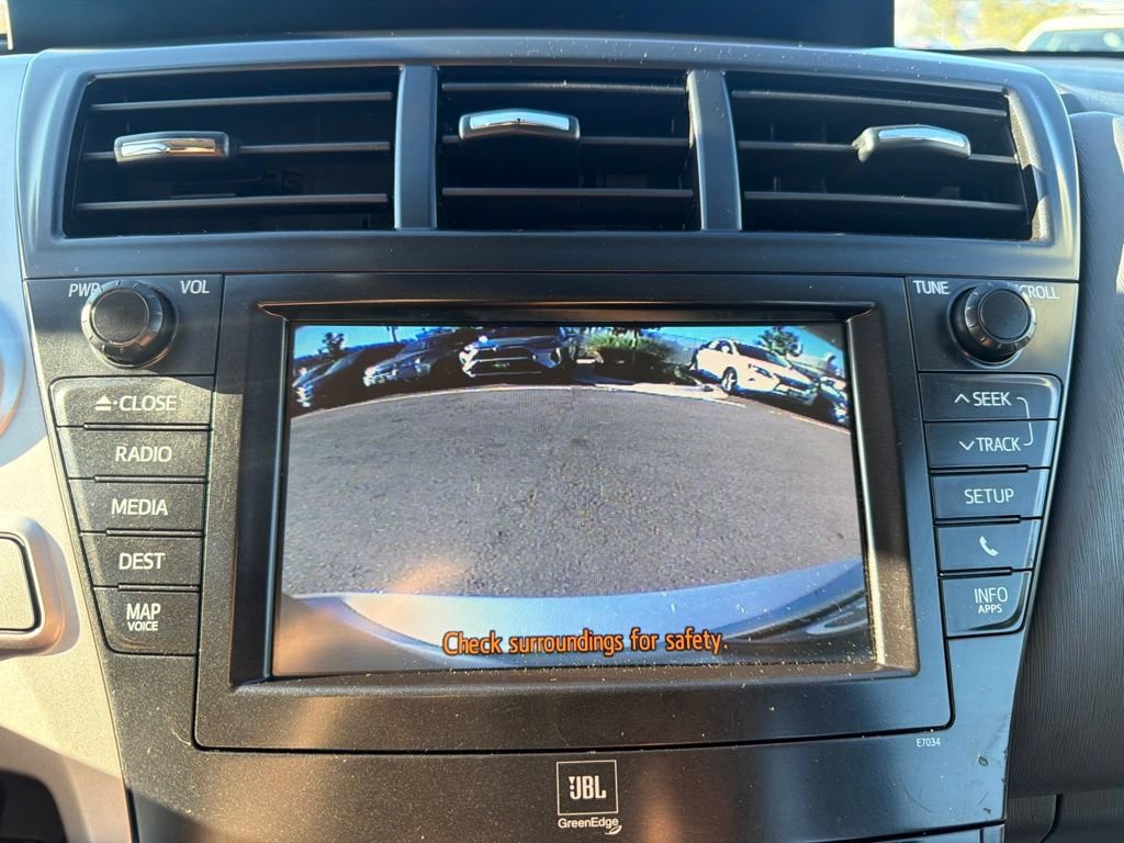 Used 2014 Toyota Prius V Five FWD image 32