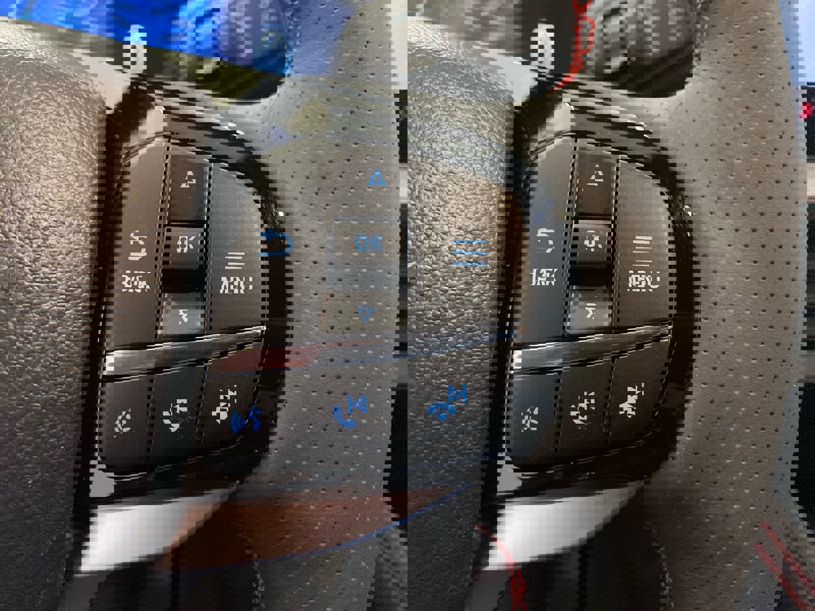 New 2026 Ford Explorer ST-Line w/ ST-Line Street Pack image 21