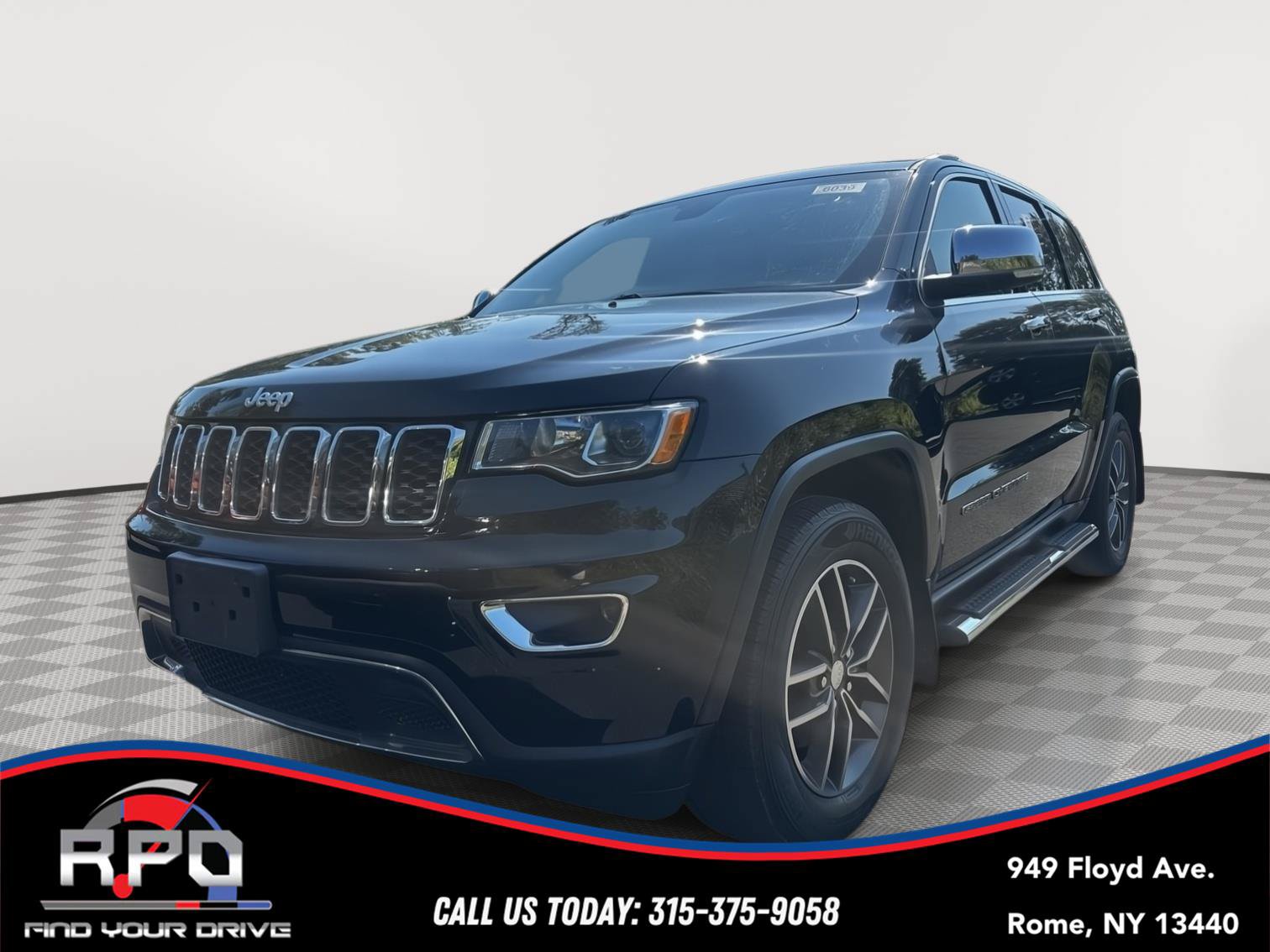 Used 2017 Jeep Grand Cherokee Limited AWD/4WD image 1