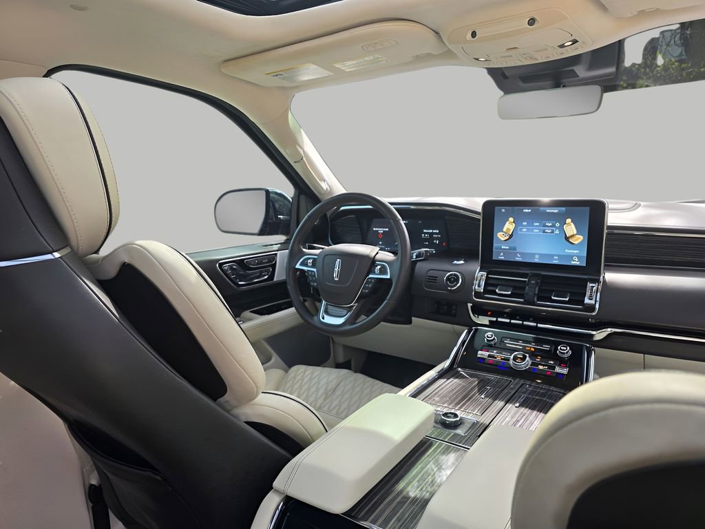 Used 2021 Lincoln Navigator Black Label w/ Cargo Convenience Package image 12