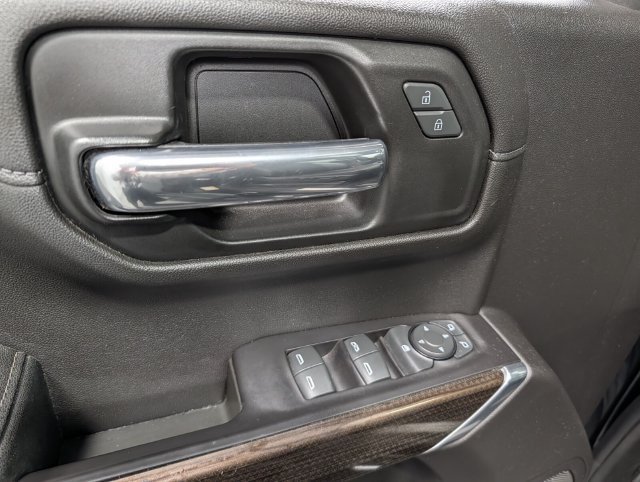 Used 2019 Chevrolet Silverado 1500 RST AWD/4WD image 18