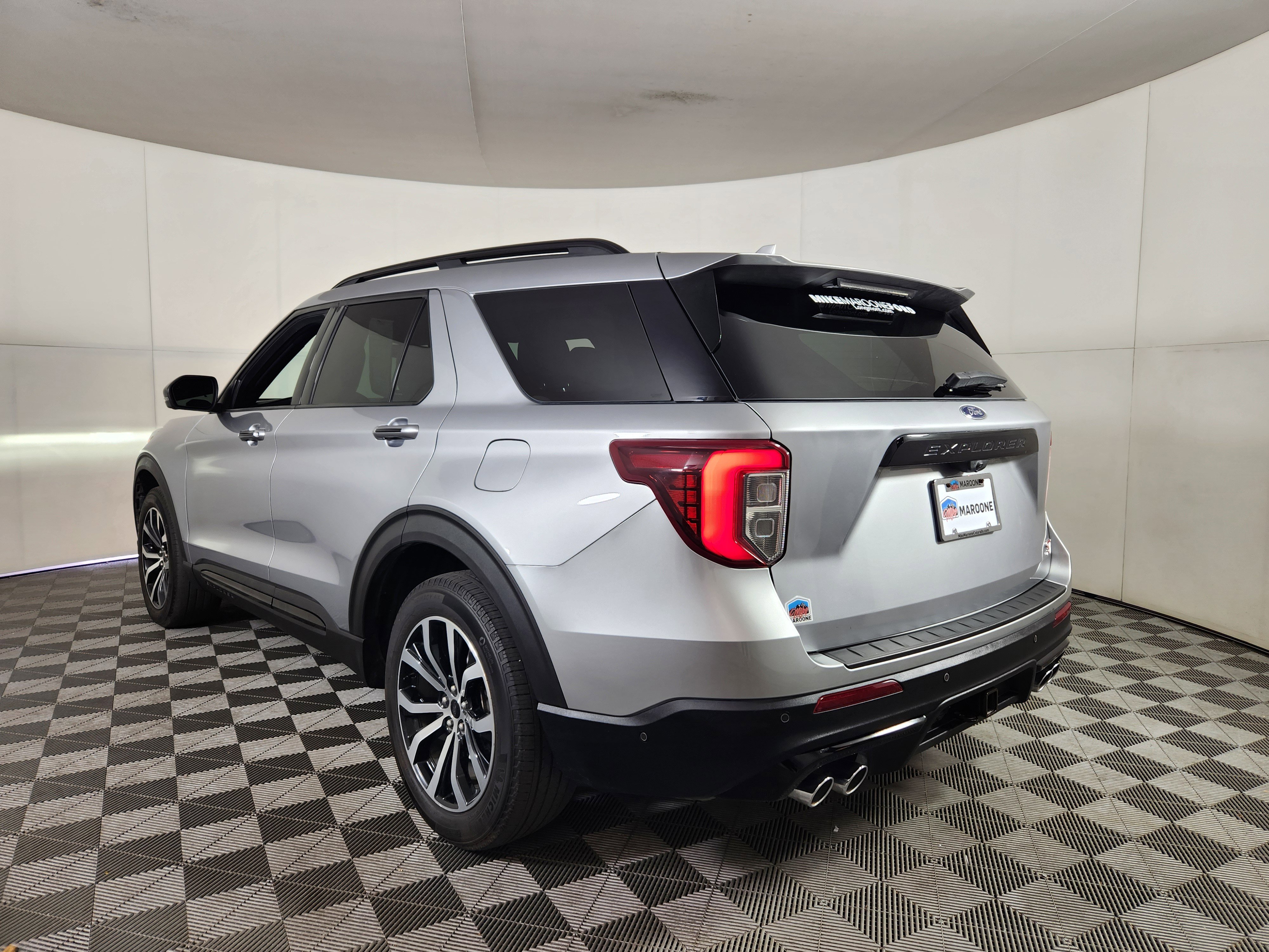 Used 2020 Ford Explorer ST w/ Premium Technology Package AWD/4WD image 5