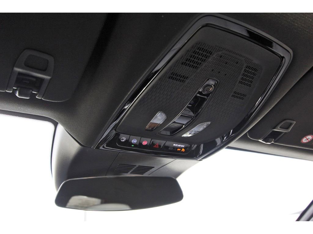 New 2026 Cadillac Lyriq Luxury AWD/4WD image 21