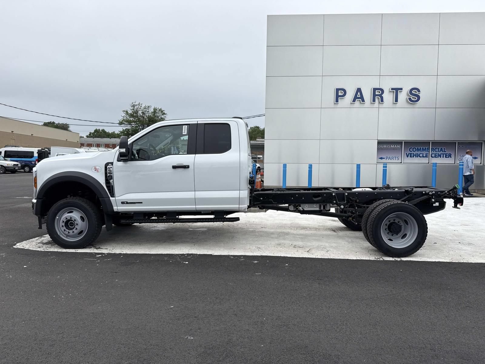 New 2026 Ford F550 4x4 Supercab Super Duty image 6
