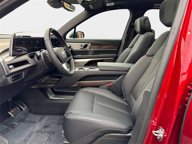 New 2026 Cadillac Vistiq Luxury w/ LPO, Floor Liner Package image 18