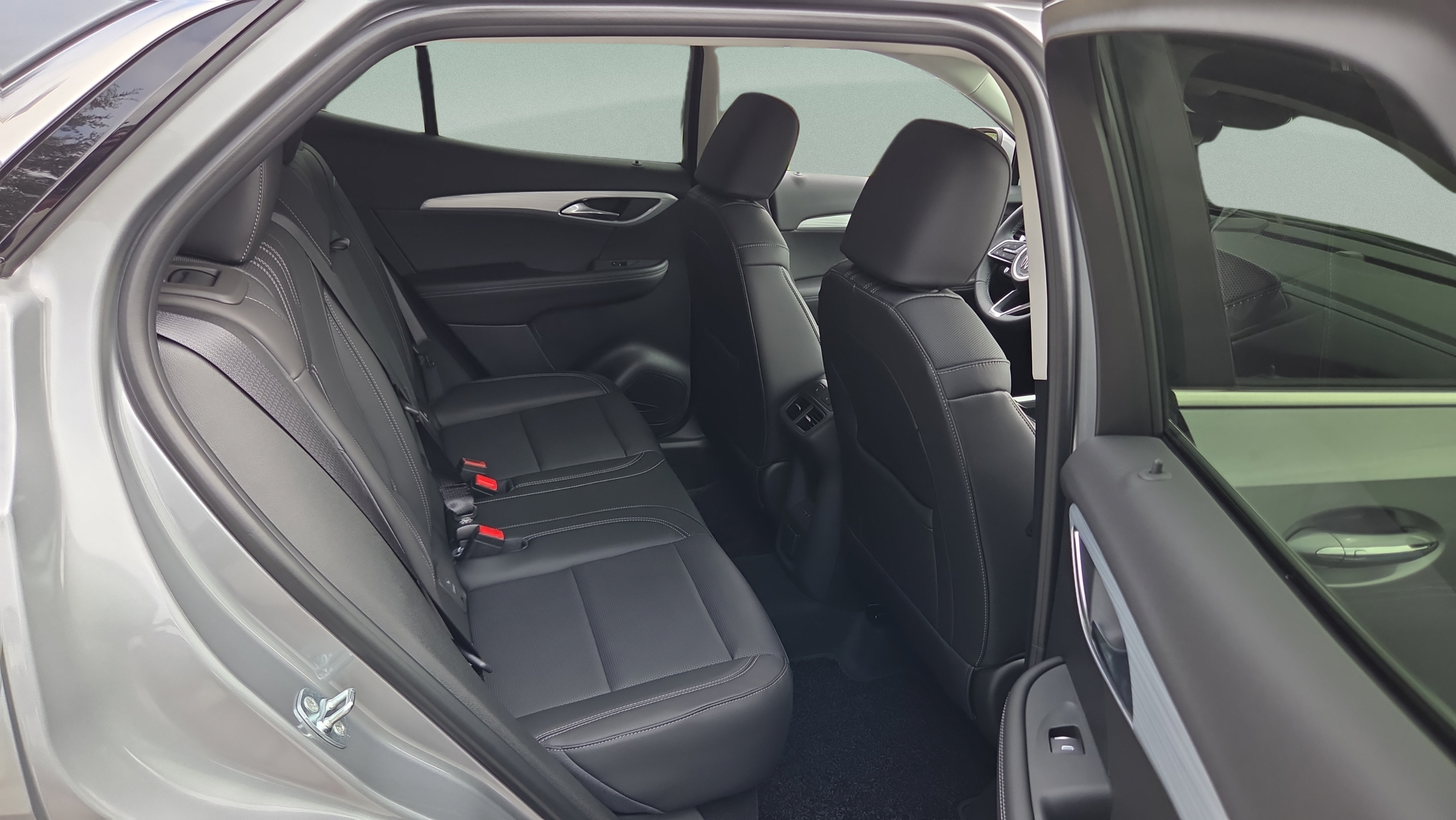 New 2026 Buick Envision Avenir AWD/4WD image 14