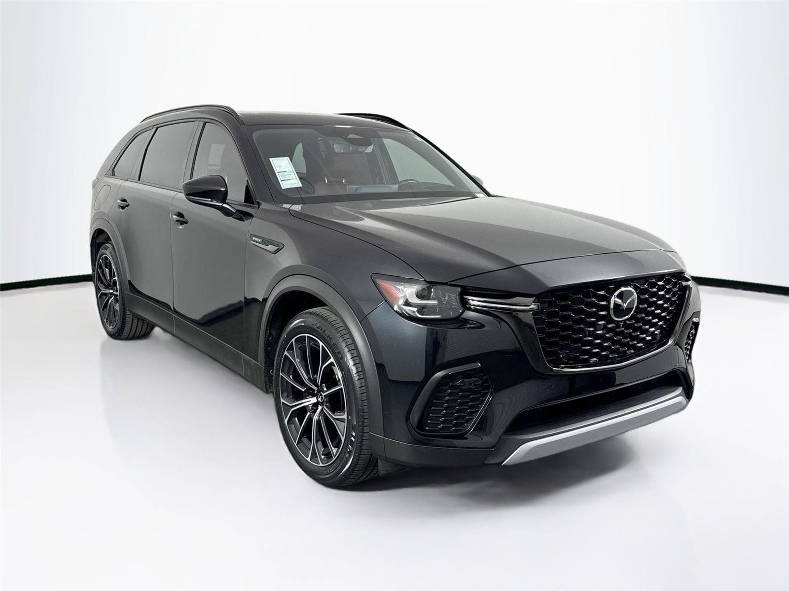 Certified 2025 MAZDA CX-70 Plug-In Hybrid w/ Premium Plus AWD/4WD image 10