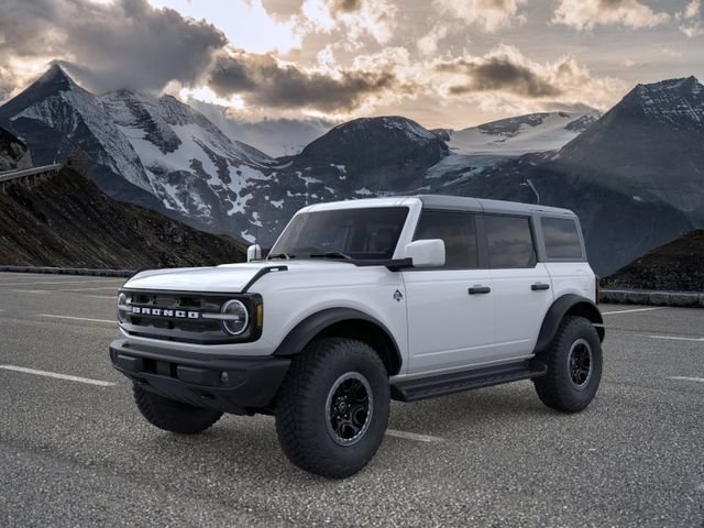 New 2026 Ford Bronco Outer Banks w/ Sasquatch Package