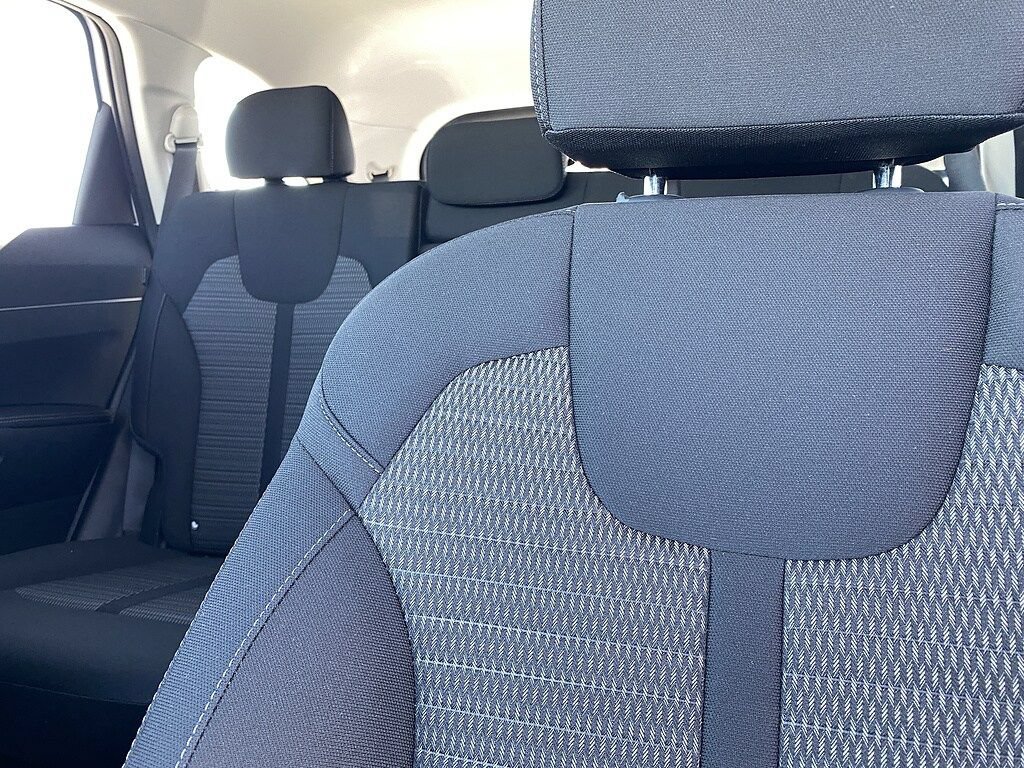 New 2026 Kia Sorento LX FWD image 14
