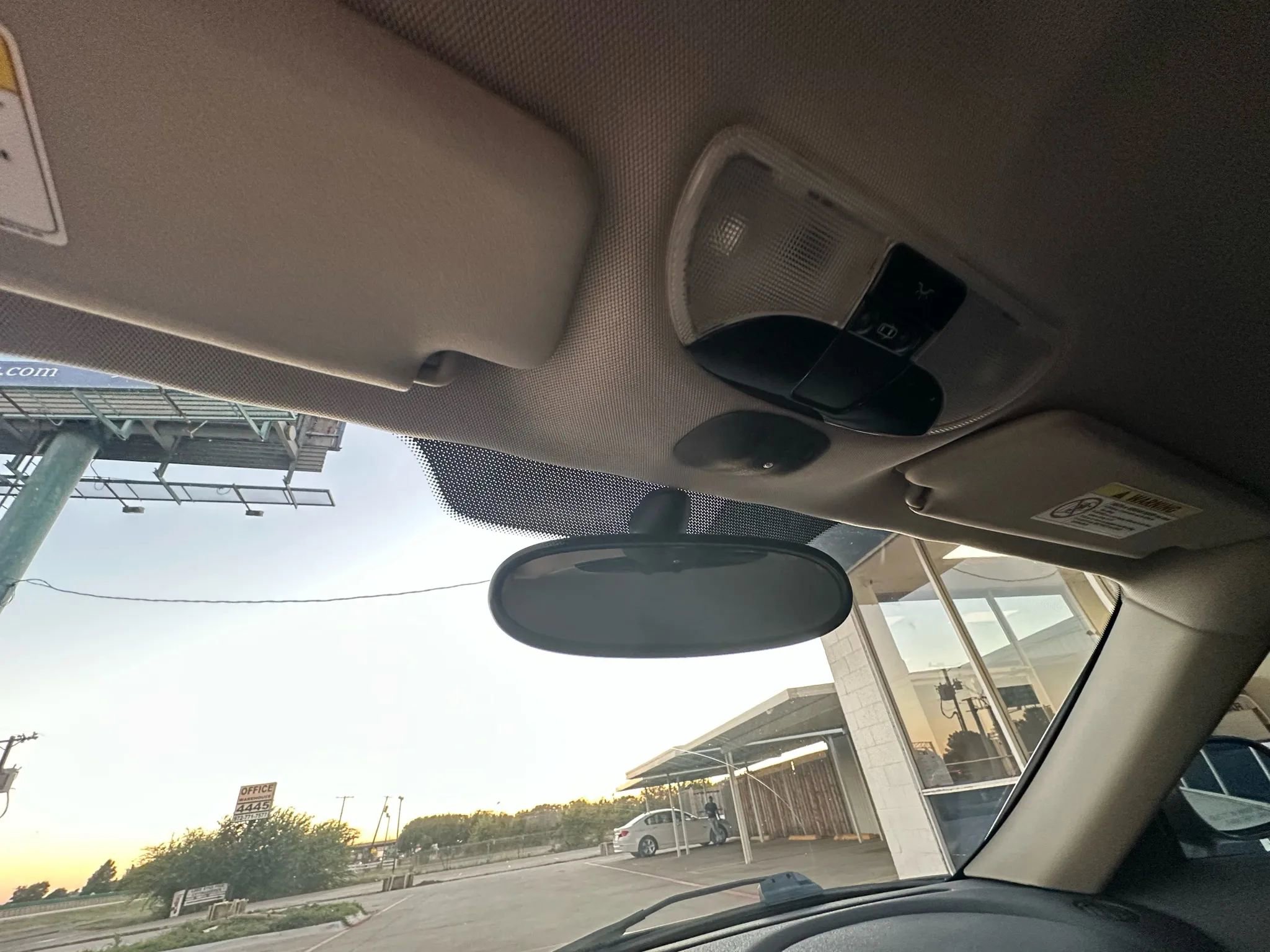 Used 2005 Chrysler Crossfire SRT-6 image 21