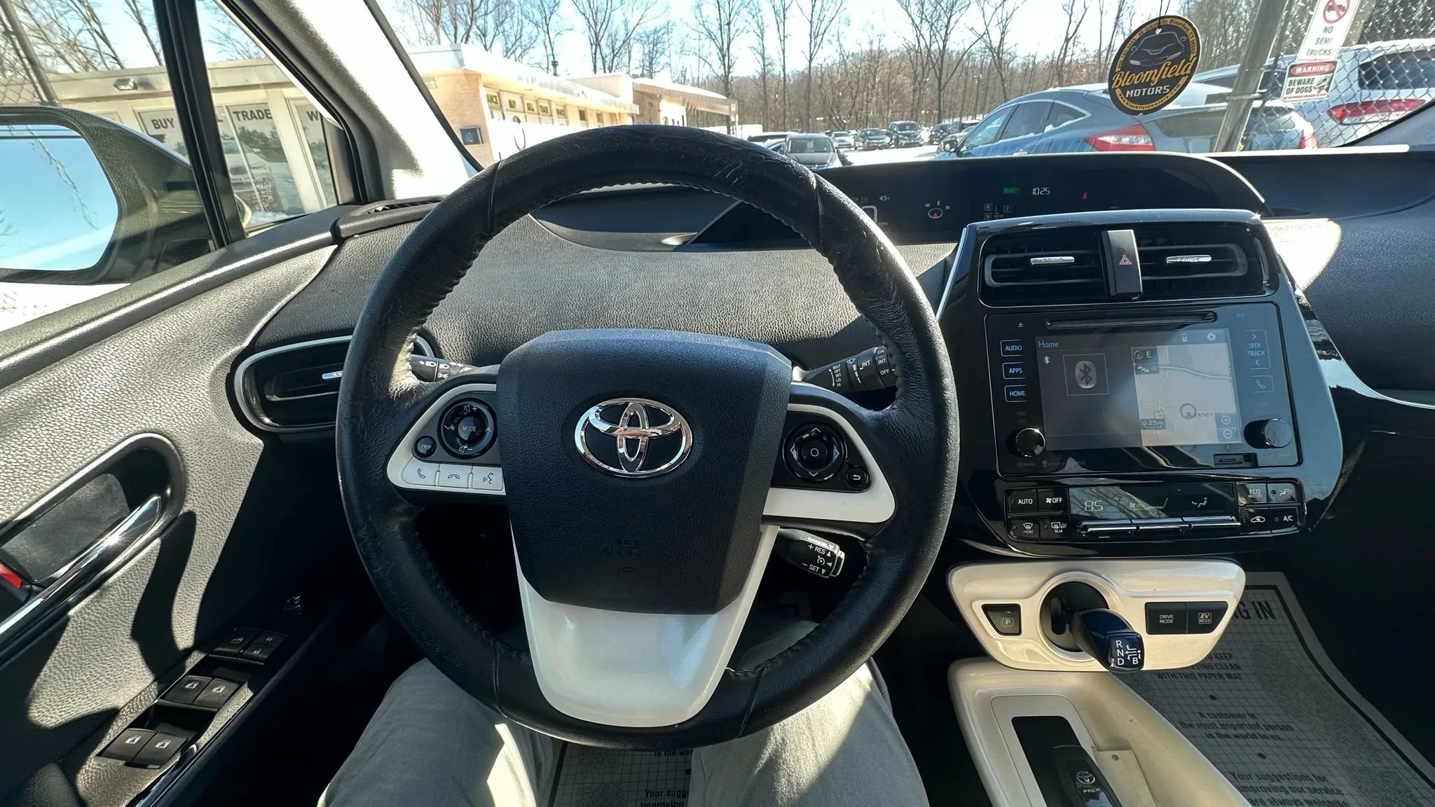Used 2016 Toyota Prius Three image 8