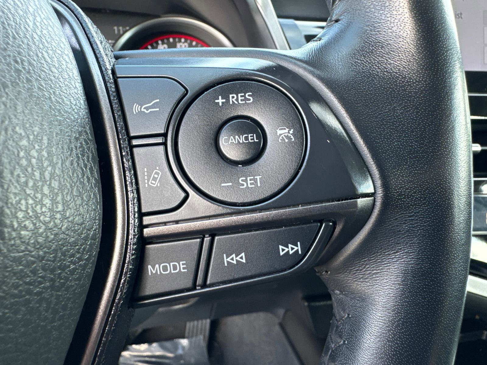 Used 2023 Toyota Camry XSE image 29