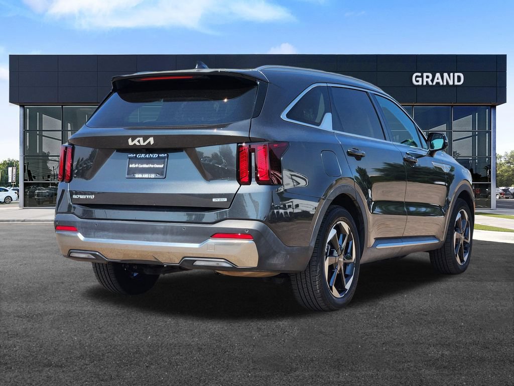 Certified 2025 Kia Sorento EX w/ EX Panoramic Sunroof Package AWD/4WD image 7