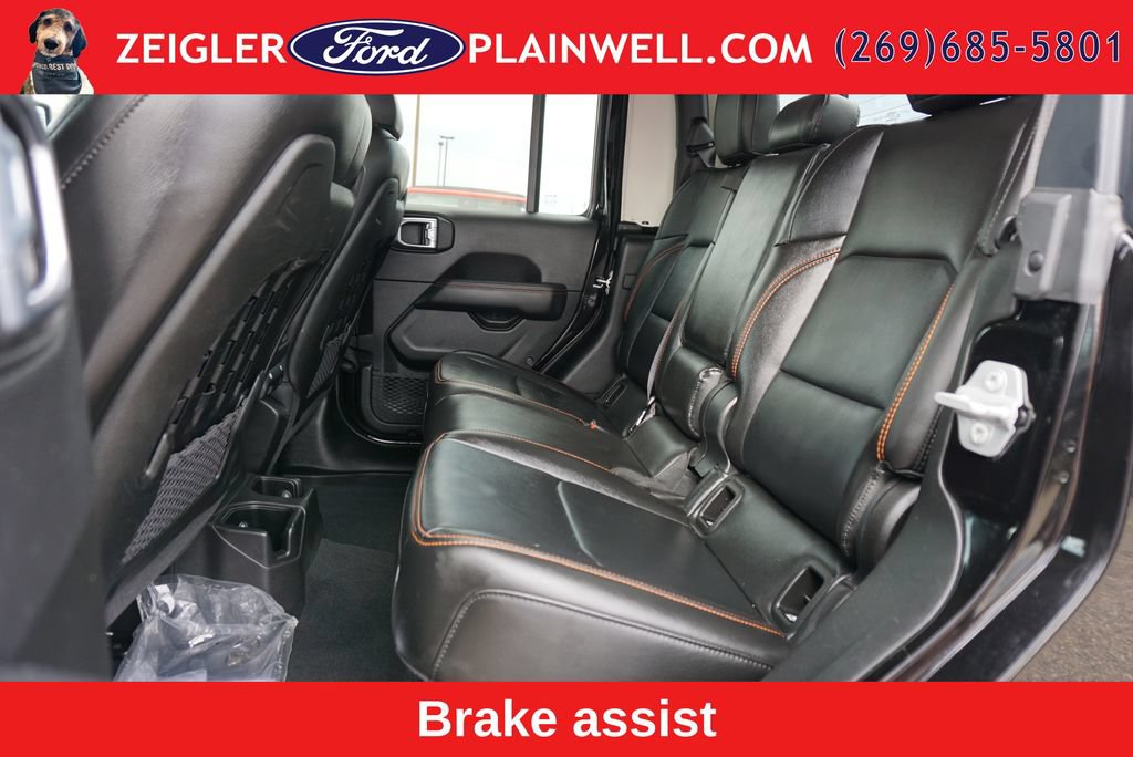 Used 2022 Jeep Gladiator Mojave w/ Cold Weather Group AWD/4WD image 11
