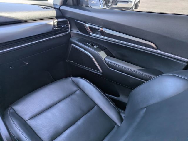 Used 2024 Kia Telluride S w/ S Sunroof Package FWD image 19